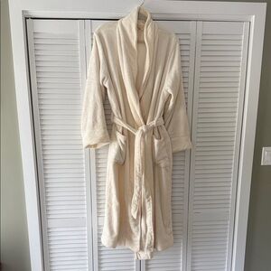 Soma Cream Plush Bathrobe